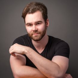 Дана Ходжсон