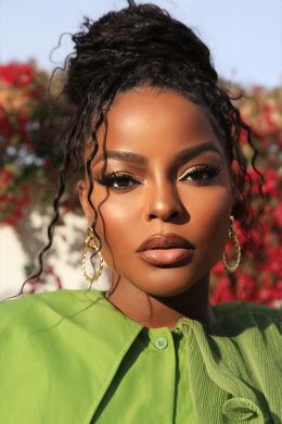 Азия Брайант