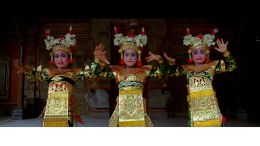 Balinese Tari Legong Dancers