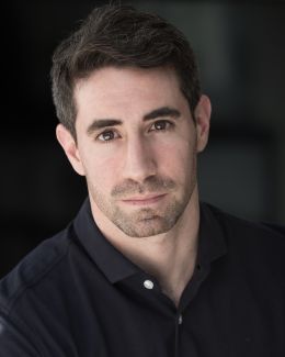 Дэниэл Цукер