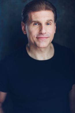 Питер Леннокс