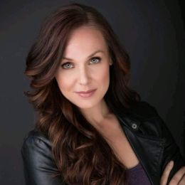 Дженнифер Боннер