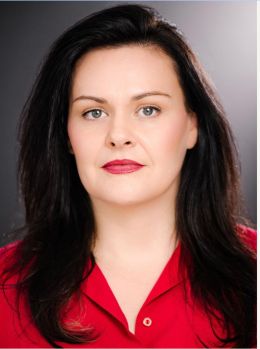 Амелия Мануэль