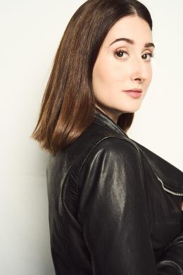 Брук Беккер