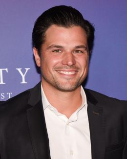 Эдвард Уинтерс