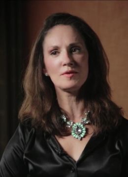 Лора Томпсон