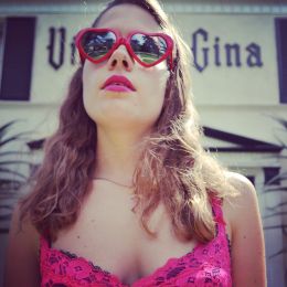 Дженни Минтц