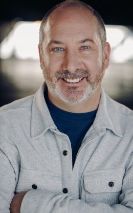 Майк Бэйкер