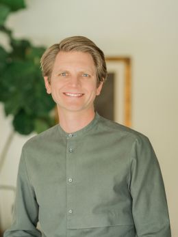 Николас Феррол