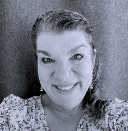 Шэрилин Уокер