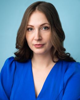 Карли МакАйсак