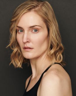 Меган Перри