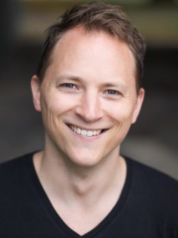 Мэтью МакКуинн