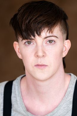 Em Siobhan McCourt