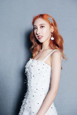 Анджела Хуи