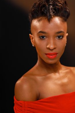 Феличия Лестер