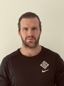 Адам Бауман