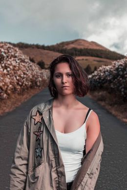 Даниэла Чавес