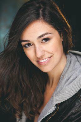 Александра Майлз