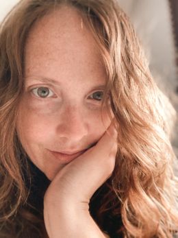 Кэролин Кэрни