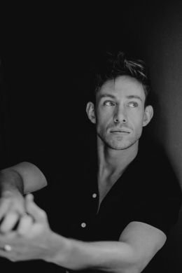 Elliott Giarola