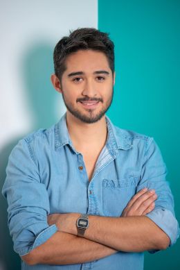 Марио Касерес