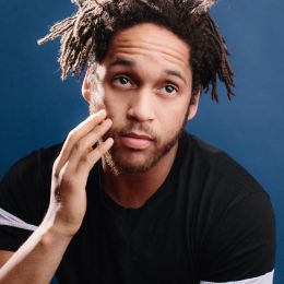 Джулиан Паркер