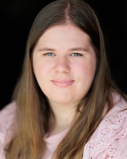 Кирсти Суонсон