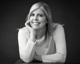 Памела Милам