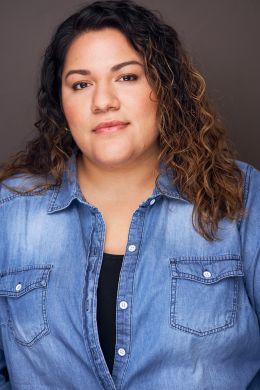 Александра Кастро