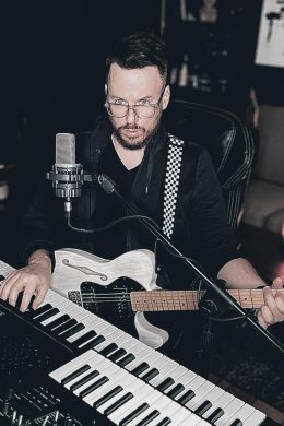 Мэттью Джеймс