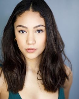 Джейд Эллейне