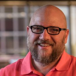 Расселл Дау