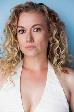 Liza Jaine