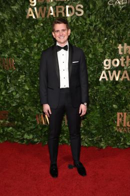 Алекс Конвери