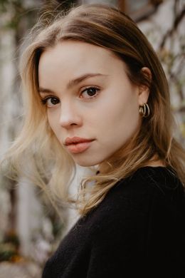 Леа Зои Восс
