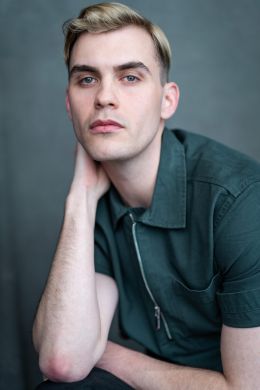 Оливер Монаган