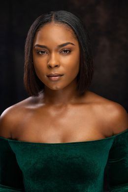 Ая Вашингтон