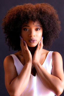 Бри Коллинз