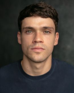 Уилл Стивенс