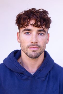 Патрик Сэндерсон