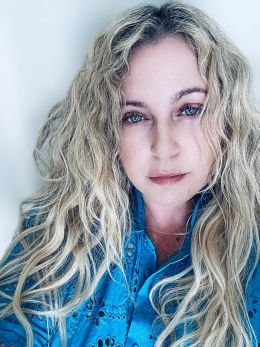 Рут Бенфилд