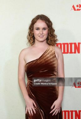 Кристин Хьюз