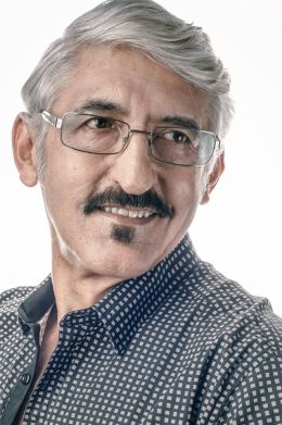 Гленн Леветт