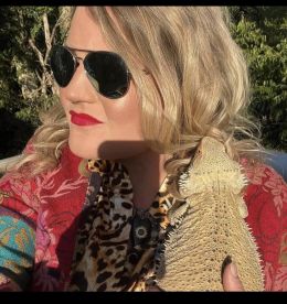 Эрика Расселл