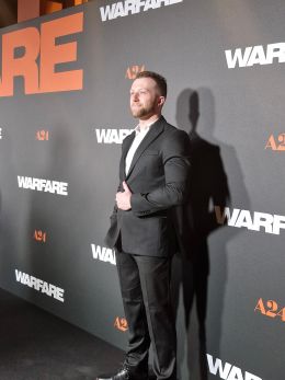 Аарон Дикинс