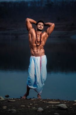 Парт  Тивари