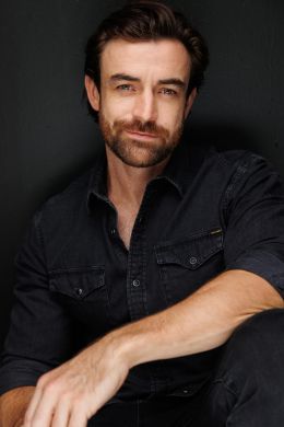 Адам Роулэнд