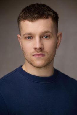 Оли Мередит