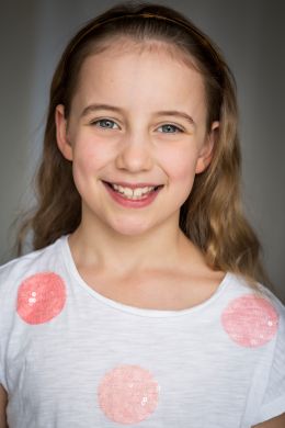 Скарлетт Силлс